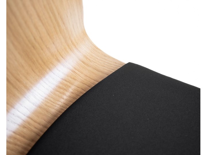 LUKA W PS krzesło dębowe, miękkie siedzisko czarna rama Głębokość 40 cm Wysokość 87 cm Drewno Tapicerowane Szerokość 40 cm Tkanina Wysokość 48 cm Głębokość 41 cm Płyta MDF Kategoria Krzesła kuchenne