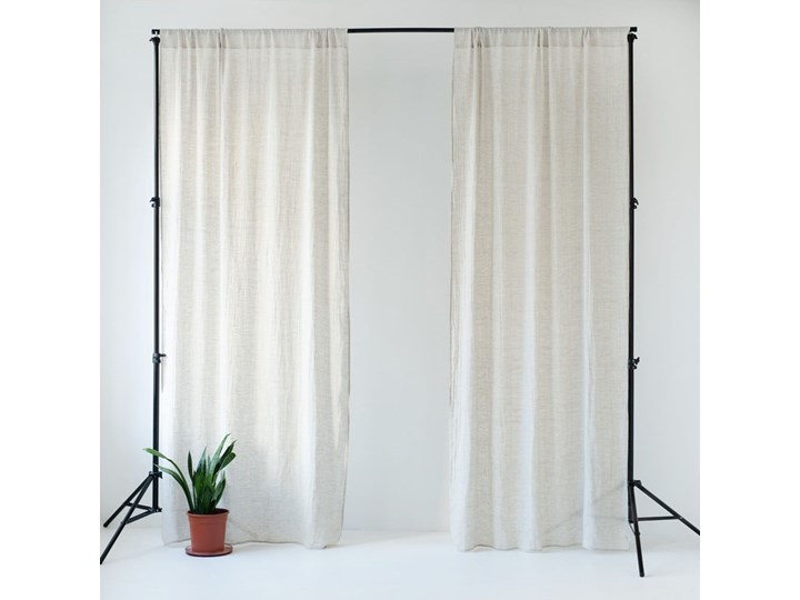 Beżowa lekka lniana zasłona z przeszyciem tunelowym Linen Tales Daytime, 275 x 130 cm Len Kolor Beżowy Kategoria Zasłony