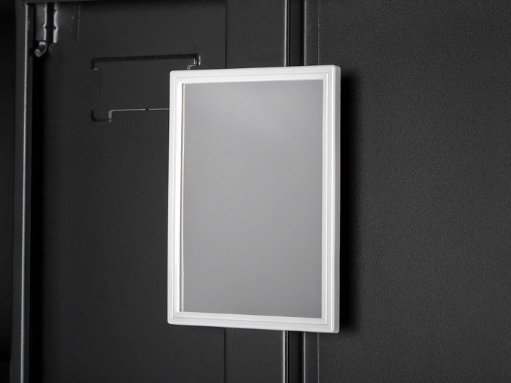 Szafa ubraniowa czarna metalowa 120 x 45 x 180 cm 4 x podwójne drzwi na kluczyk z półkami Pomieszczenie Biuro i pracownia Kolor Czarny
