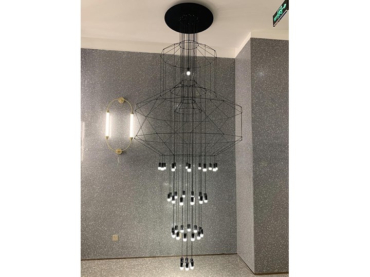 Lampa wisząca FLUSSO 43 GRANDE czarna Lampa z kloszem Stal Lampa LED Szkło Ilość źródeł światła 43 źródła Metal Kolor Czarny