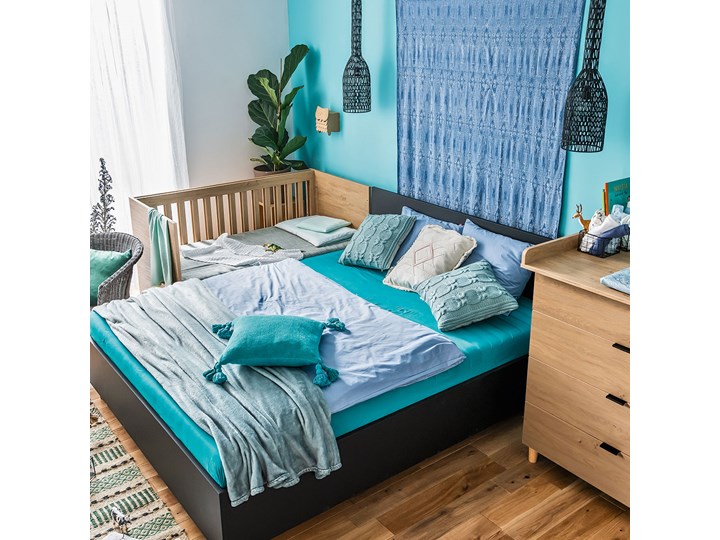 Łóżko 140x200 Łóżko drewniane Kolor Beżowy Kategoria Łóżka do sypialni
