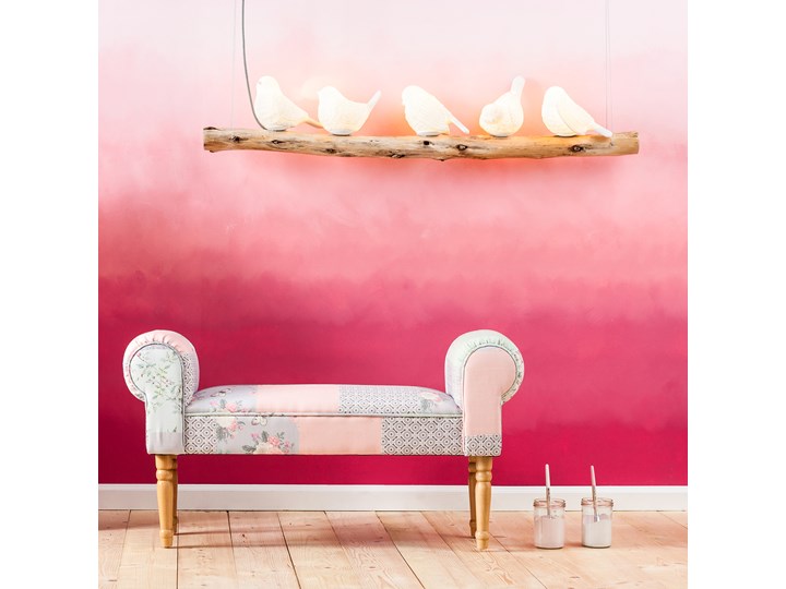 Lampa wisząca na drewnianej belce z kloszami w kształcie ptaszków biała 120x15 cm