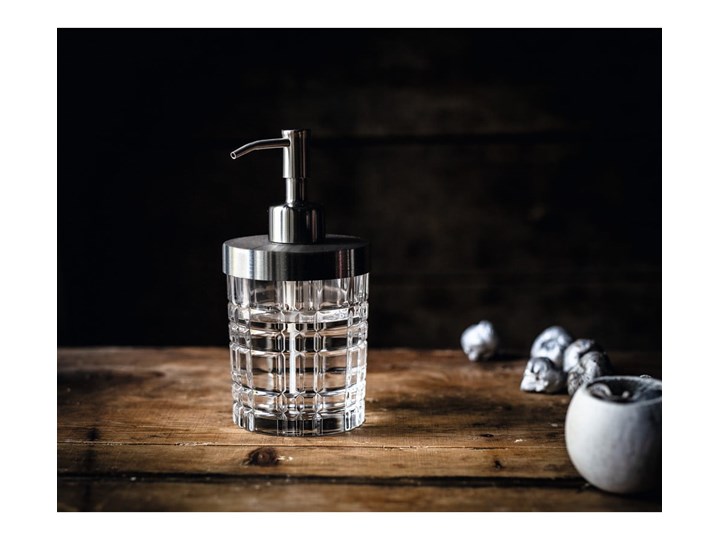 Dozownik do mydła ze szkła kryształowego Nachtmann Square, 345 ml Metal Dozowniki Stal Szkło Kolor Przezroczysty Kategoria Mydelniczki i dozowniki