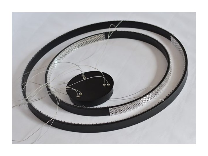 MCODO :: Nowoczesna lampa led Luna czarna o mocy 85W z barwą ciepłą 3000K 80cm Kolor Czarny Metal Tworzywo sztuczne Lampa z kloszem Styl Nowoczesny