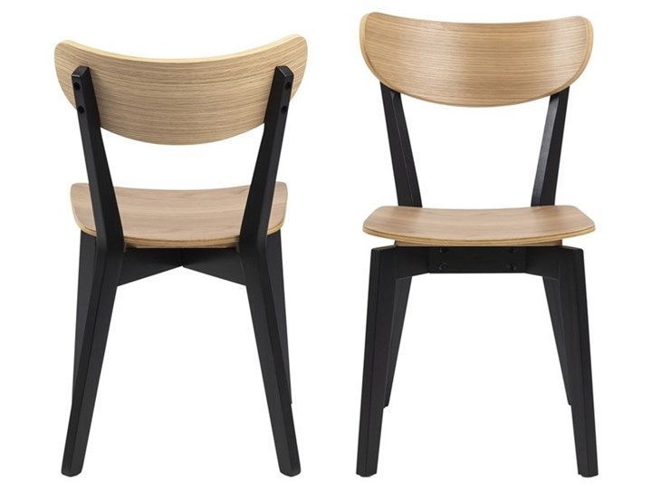 Krzesło Oto dębowe nogi czarne Głębokość 55 cm Drewno Wysokość 79 cm Styl Skandynawski Szerokość 45 cm Głębokość 37 cm Styl Industrialny