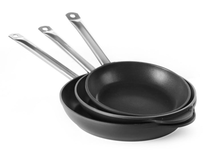 Patelnia z tytanu z nieprzywierającą powierzchnią Hendi, ø 29 cm Stal nierdzewna Kategoria Zestawy garnków i patelni Aluminium Kolor Czarny