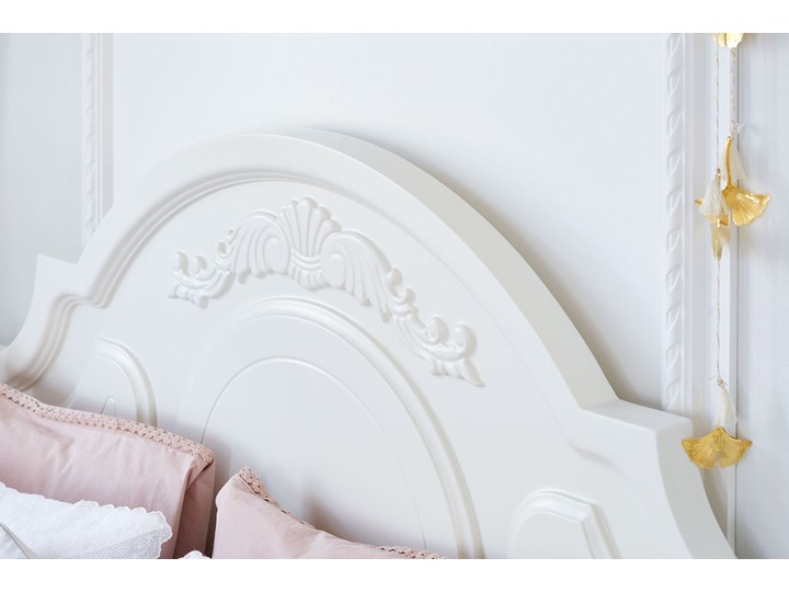 Eleganckie białe łóżko Queen 180x200 Łóżko drewniane Drewno Tkanina Zagłówek Z zagłówkiem