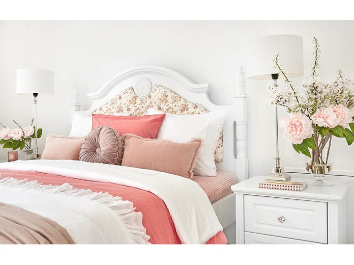 Białe łóżko 160x200 Rose, tapicerowane, wzór w drobne kwiaty Łóżko pikowane Kolor Biały Drewno Tkanina Łóżko tapicerowane Zagłówek Z zagłówkiem