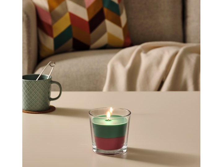 IKEA FORTGÅ Świeca zapachowa w szkle, kokos i kwiaty/ziel/róż, 9 cm Świecznik Kategoria Świeczniki i świece Kolor Różowy