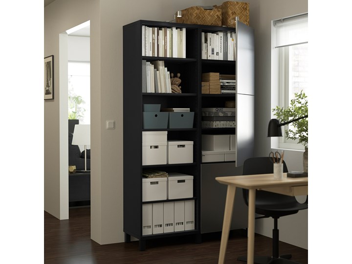 IKEA BESTÅ Kombinacja z drzwiami, Czarnybrąz/Riksviken efekt szczotkowanej ciemnej cyny, 120x42x202 cm Tworzywo sztuczne Drewno Plastik Metal Głębokość 42 cm Szerokość 120 cm Stal Lustro