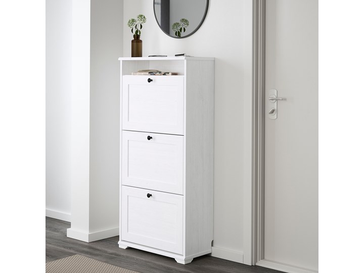 IKEA BRUSALI Szafka na buty, 3 przegrody, biały, 61x30x130 cm Płyta meblowa Płyta MDF Drewno Tworzywo sztuczne Płyta laminowana Kategoria Szafki i regały