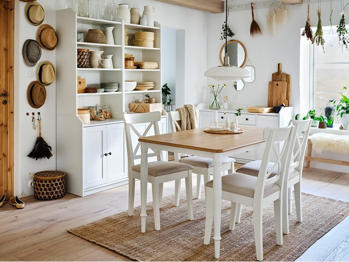 IKEA DANDERYD / INGOLF Stół i 4 krzesła, okl dęb biały/Hallarp beżowy, 130x80 cm Pomieszczenie Jadalnia Kategoria Stoły z krzesłami