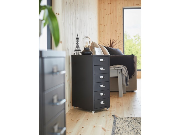 IKEA HELMER Komoda na kółkach, Czarny, 28x69 cm Stal Metal Kategoria Szafki i regały
