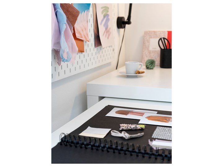 IKEA MALM Biurko z wysuwanym panelem, Biały, 151x65 cm Szerokość 151 cm Płyta MDF Biurko narożne Kategoria Biurka