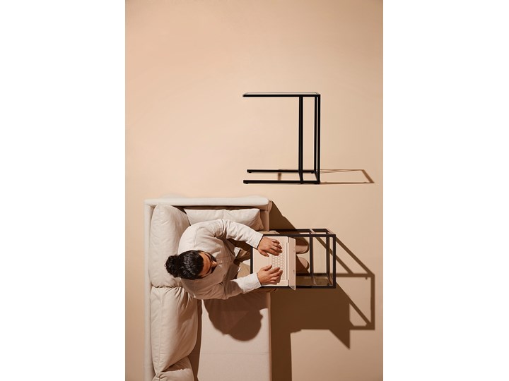 IKEA VITTSJÖ Stolik pod laptopa, Czarnobrąz/szkło, 35x65 cm Tworzywo sztuczne Stal Metal Kolor Czarny