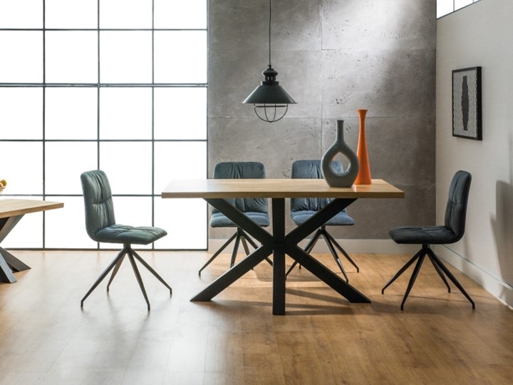 SELSEY Stół Stavros 180x90 cm z litego drewna dębowego Szerokość 180 cm Metal Wysokość 78 cm Styl Nowoczesny Drewno Długość 180 cm Szerokość 80 cm Rozkładanie