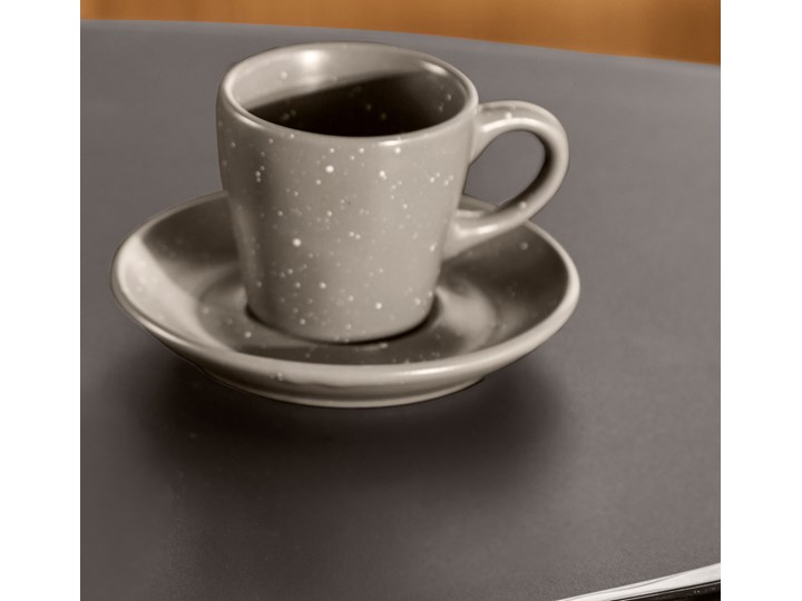 Filiżanka do kawy ze spodkiem Aratani ciemnoszara Ceramika Filiżanka ze spodkiem Kolor Szary