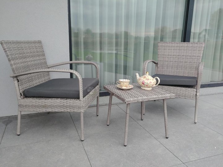 Meblobranie Komplet mebli na wąski balkon Morrone Duo Grey Zestawy kawowe Technorattan Liczba miejsc Dwuosobowy Stoły z krzesłami Kategoria Zestawy mebli ogrodowych