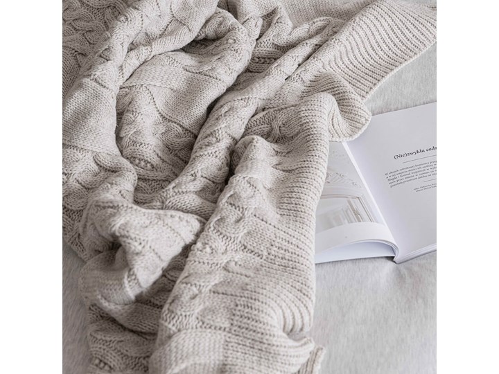 Pled z pięknym wzorem Beige MOYHA 130x180cm Wełna Koc 130x180 cm Pomieszczenie Salon