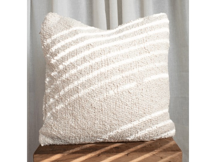 Boucle pillow boucle cushion + filling included !