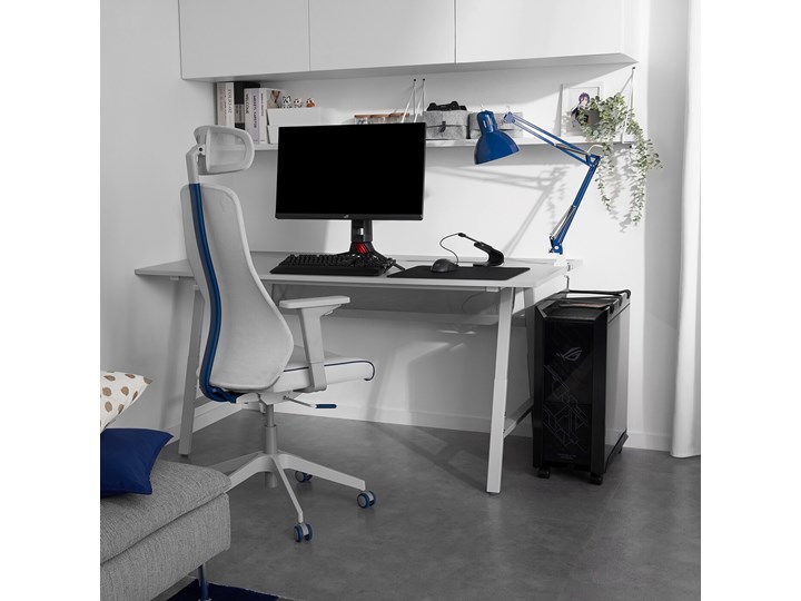 IKEA UTESPELARE / MATCHSPEL Biurko gamingowe i krzesło, Jasnoszary/biały, Maksymalna wysokość siedziska: 59 cm Kategoria Zestawy mebli do sypialni