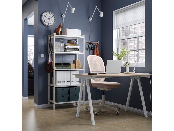 IKEA TROTTEN/FLINTAN / EKENABBEN Kombinacja biurko/szafka, i krzesło obrotowe beżowy/biały Kategoria Zestawy mebli do sypialni