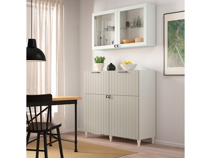 IKEA BESTÅ Kombinacja regałowa z drzw/szuf, Biały Sutterviken/Kabbarp/szarobeżowy szkło bezbarwne, 120x42x213 cm
