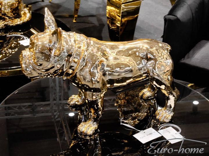 Złota figura buldog 64x54x29 cm A216 Kolor Złoty