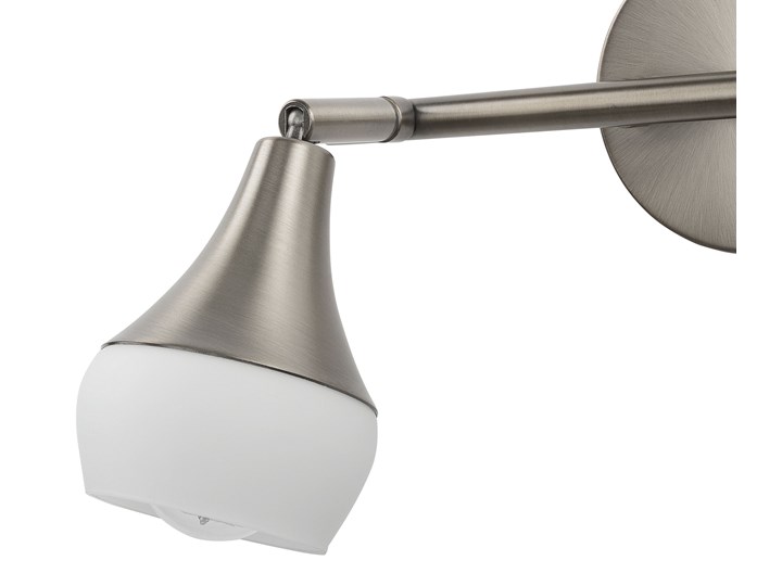 Beliani Lampa ścienna srebrna metalowa ze szklanym kloszem 2-punktowa kinkiet regulowana styl industrialny Kinkiet z regulacją Kinkiet z kloszem Kinkiet dekoracyjny Szkło Kolor Srebrny Styl Nowoczesny