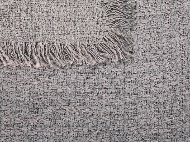 Beliani Koc szary bawełniany z frędzlami prostokątny 124 x 160 cm narzuta na łóżko dekoracja Bawełna 124x160 cm Pomieszczenie Salon Pomieszczenie Sypialnia