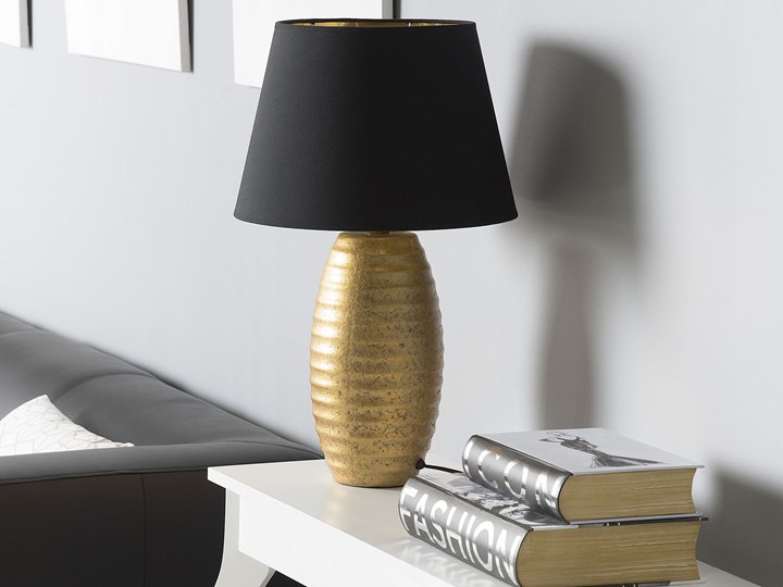 Beliani Lampka nocna stołowa złota z czarnym porcelanowa nowoczesna Lampa z abażurem Tkanina Wysokość 56 cm Ceramika Lampa nocna Pomieszczenie Salon
