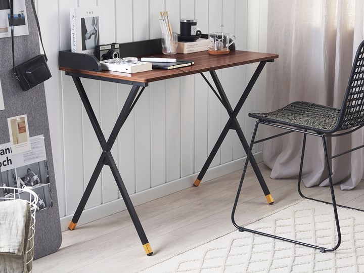 Beliani Biurko ciemne drewno z czarnym metalowa rama 90 x 50 cm małe biurko na home office złote akcenty Płyta MDF Biurko komputerowe Szerokość 90 cm Pomieszczenie Biuro Styl Glamour