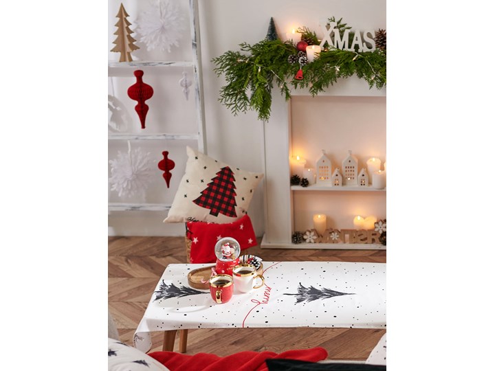 Sinsay - Poduszka świąteczna - Biały Kategoria Poduszki i poszewki dekoracyjne 45x45 cm Poduszka dekoracyjna Wzór Świąteczny