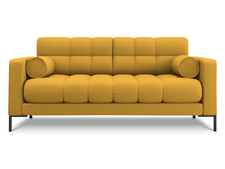 Żółta sofa Cosmopolitan Design Bali Pomieszczenie Salon Nóżki Na nóżkach
