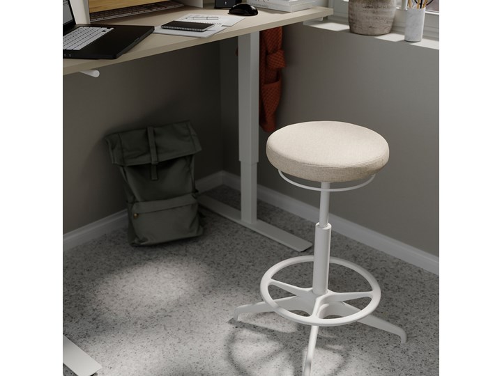 IKEA TROTTEN/LIDKULLEN / BESTÅ/LAPPVIKEN Kombinacja biurko/szafka, i krzesło obrotowe beżowy/biały Kategoria Zestawy mebli do sypialni
