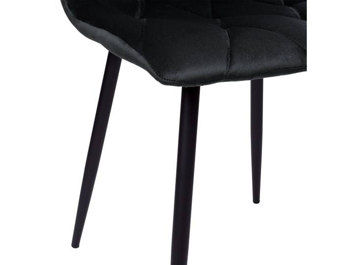Krzesło tapicerowane MADISON VELVET czarne aksamitne Welur Szerokość 88 cm Metal Głębokość 56 cm Tkanina Rodzaj(n) Krzesła Wysokość 88 cm Skóra Tworzywo sztuczne Szerokość 44 cm Kolor Czarny