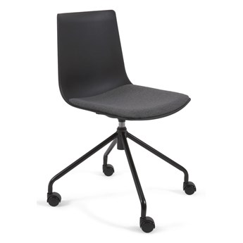 Czarne krzesło biurowe Kave Home Ralfi