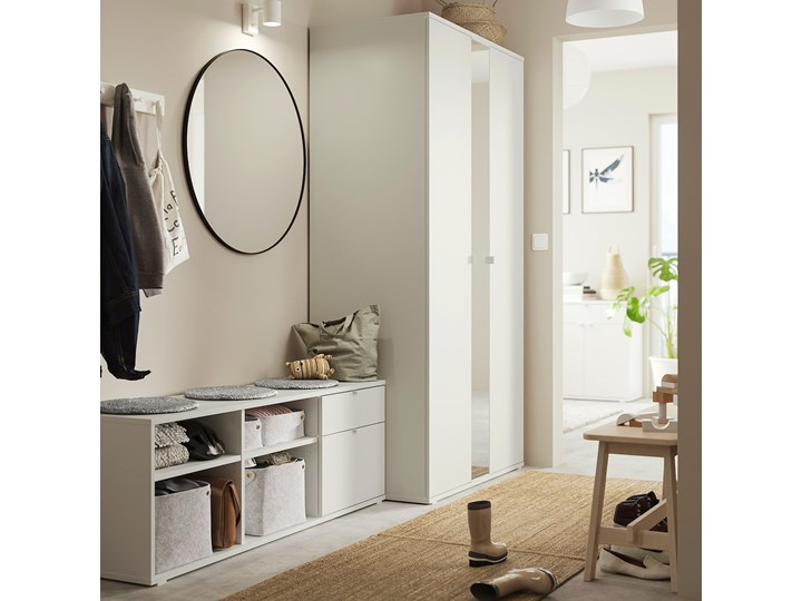 IKEA VIHALS Kombinacja szafa/ława, biały, 251x57x200 cm Pomieszczenie Sypialnia Pomieszczenie Przedpokój