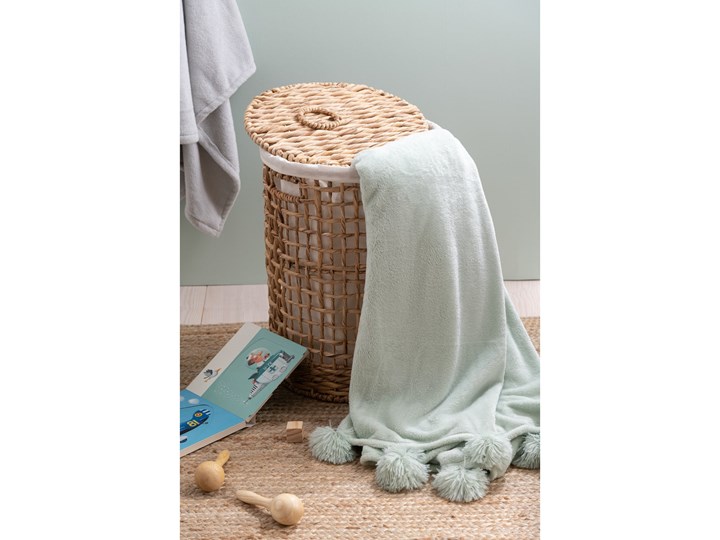 Koc Pompom 130x170 cm jasnozielony Poliester Pomieszczenie Pokój przedszkolaka Kategoria Koce i pledy