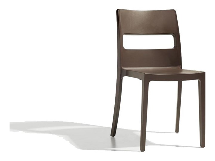 Krzesło Sai 48x82 cm brązowe Głębokość 51 cm Szerokość 48 cm Tworzywo sztuczne Kolor Brązowy