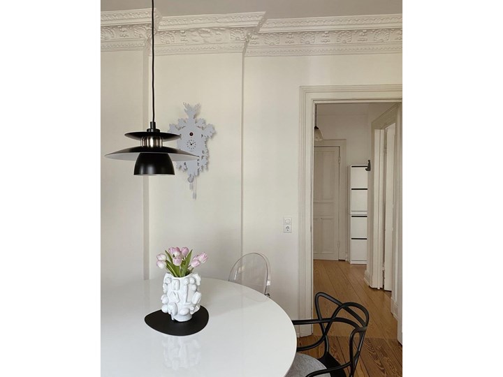 Stół Schickeria Ø110 cm biały Płyta MDF Stal Liczba miejsc Do 4 osób Kształt blatu Okrągły