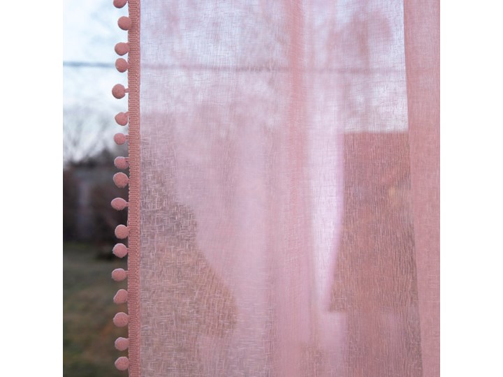 Zasłona ADI różowa z pomponikami 140x250 cm - Homla Kolor Szary Zasłona prześwitująca Poliester Kolor Różowy