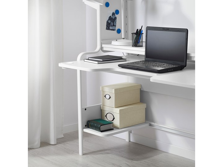IKEA FREDDE / MATCHSPEL Biurko gamingowe i krzesło, Biały, Wysokość: 146 cm Kategoria Zestawy mebli do sypialni