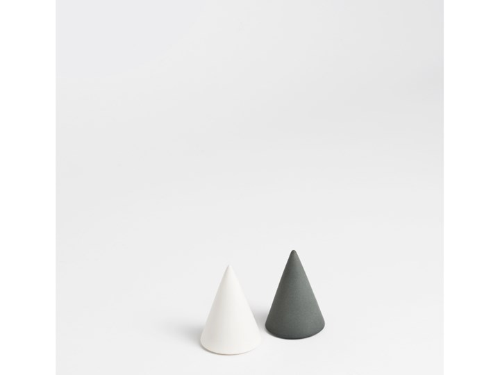 Pieprzniczka Pepper Cone, tre Solniczka i pieprzniczka Ceramika Kategoria Przyprawniki Kolor Szary