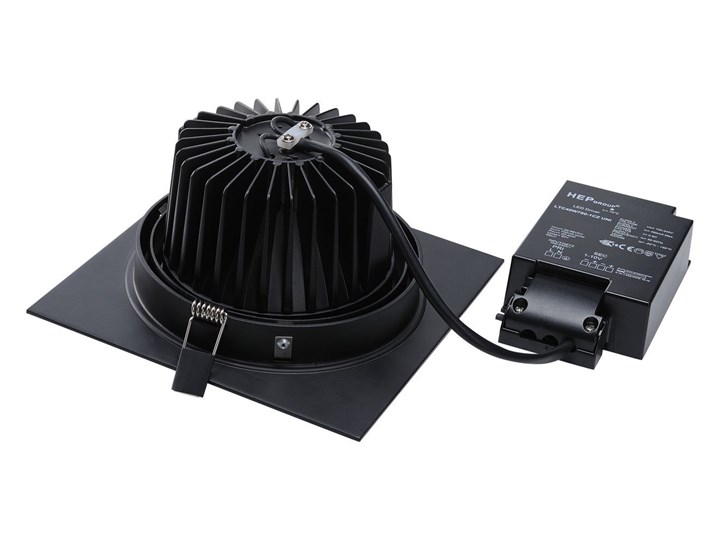 NEW TRIA 1 SET, lampa wpuszczana, jednopunktowa, LED, 2700K, kwadratowa, czarna, 30°, 29W, z zasilaczem i sprężynami zaciskowymi Kwadratowe Oprawa led Okrągłe Oprawa wpuszczana Oprawa stropowa Kolor Czarny