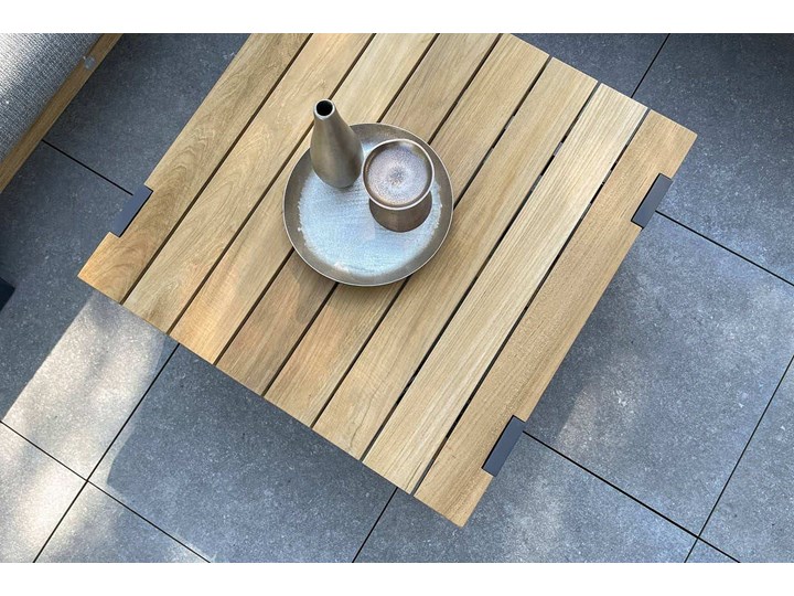 Zestaw sof na taras NARDO III biały Aluminium Zestawy kawowe Drewno Styl Minimalistyczny Zawartość zestawu Stolik