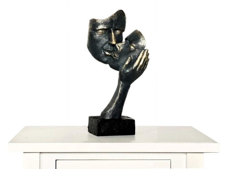 Nowoczesna Figurka Ozdobna - Rzeźba Dekoracyjna Twarze w Dłoni Kategoria Figury i rzeźby