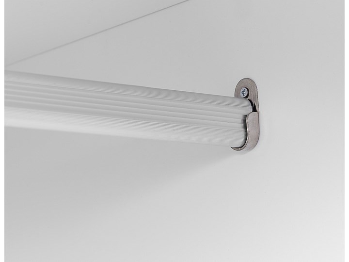 Beliani Szafa biała MDF drewniane nóżki 87 x 50 x 187 cm retro klasyczna dwudrzwiowa półki drążek na ubrania do sypialni Metal Płyta MDF Płyta laminowana Drewno Pomieszczenie Garderoba