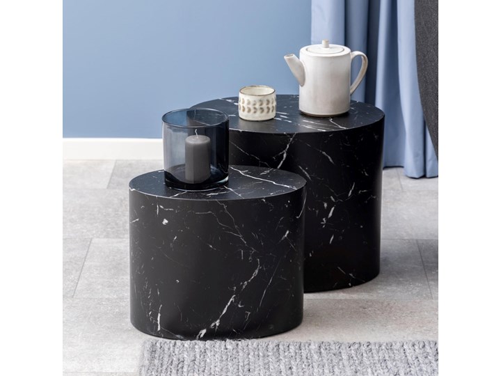 Zestaw dwóch stolików kawowych stylizowane na marmur owalne czarne Kolor Czarny Zestaw stolików Kategoria Stoliki i ławy