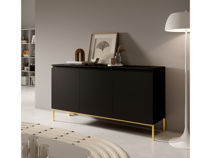 SELSEY Komoda trzydrzwiowa Bemmi 150 cm czarna ze złotymi nogami Głębokość 35 cm Styl Minimalistyczny Wysokość 77 cm Płyta MDF Styl Nowoczesny
